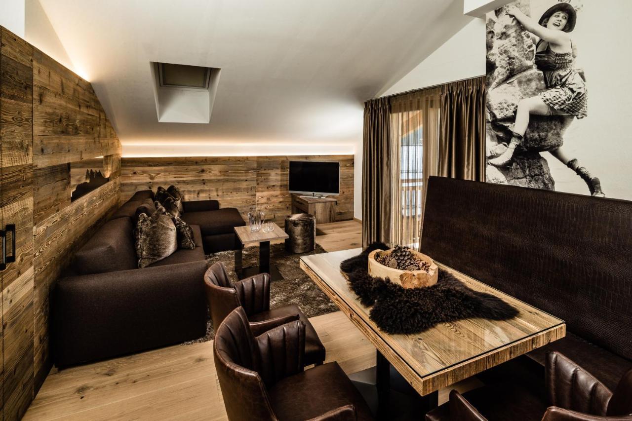 Apartments Villa Gardena - Gardenahotels Selva di Val Gardena Eksteriør bilde