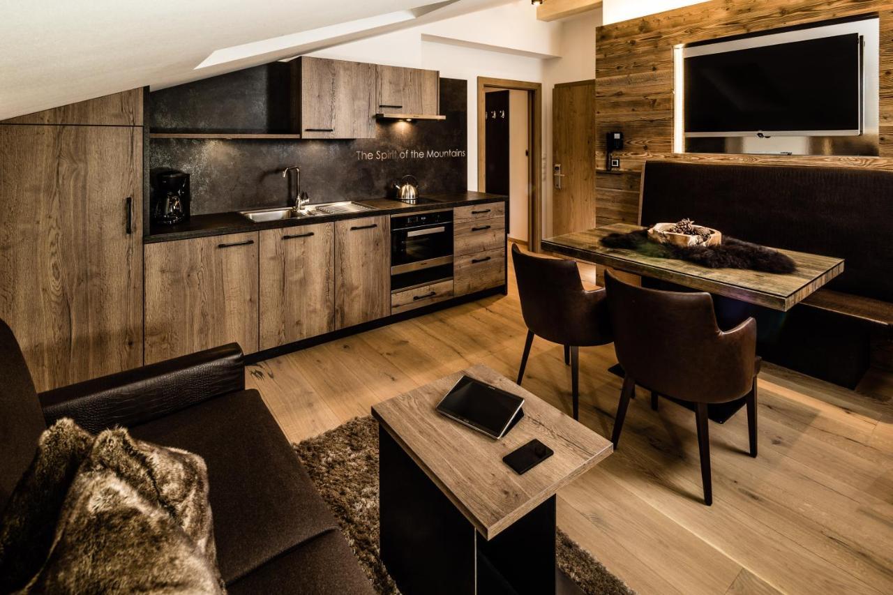 Apartments Villa Gardena - Gardenahotels Selva di Val Gardena Eksteriør bilde