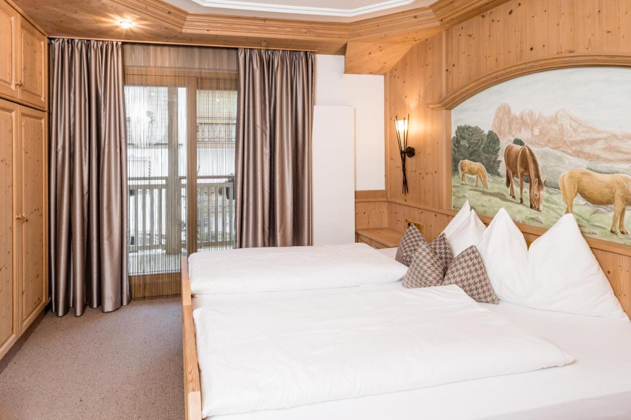 Apartments Villa Gardena - Gardenahotels Selva di Val Gardena Eksteriør bilde